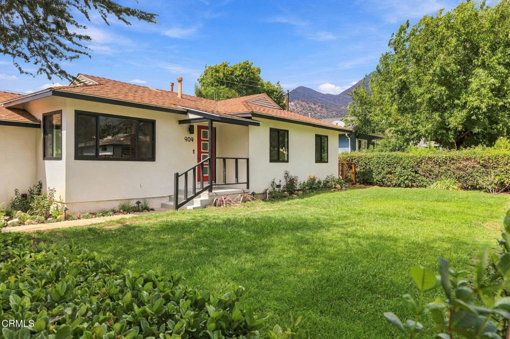 909 Grandview Avenue Property Photo 1