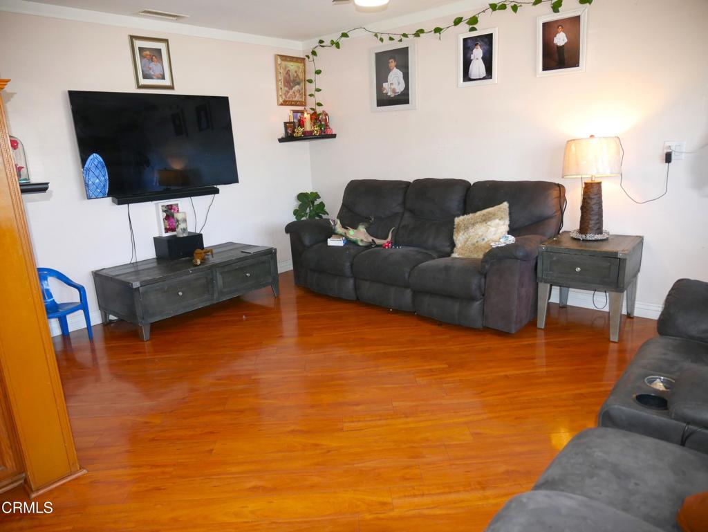 4912 Bradfield Place Property Photo 10
