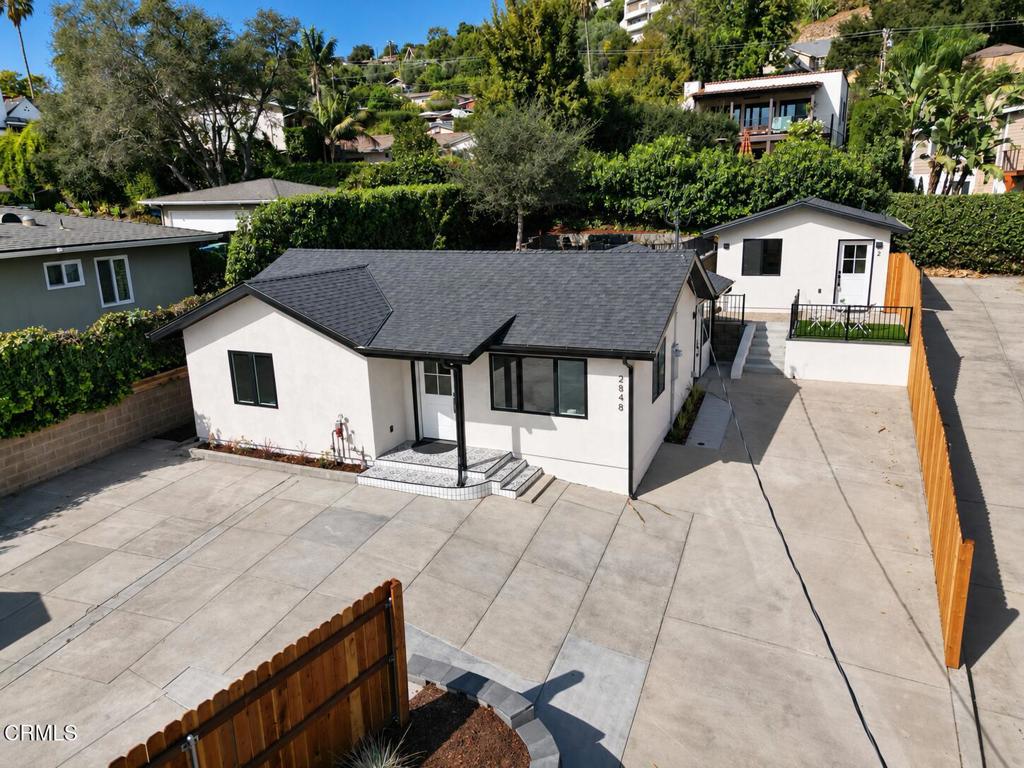2848 Foothill Road Property Photo 1