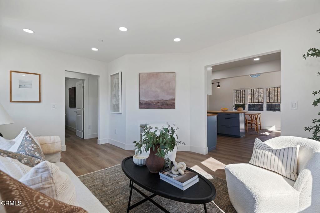 2848 Foothill Road Property Photo 5