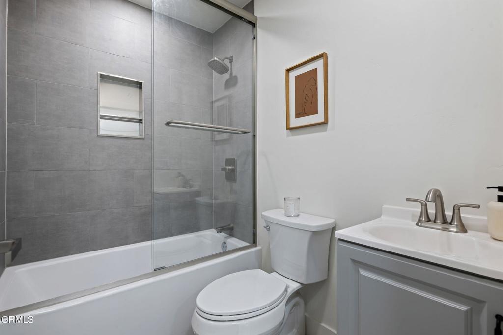 2848 Foothill Road Property Photo 17