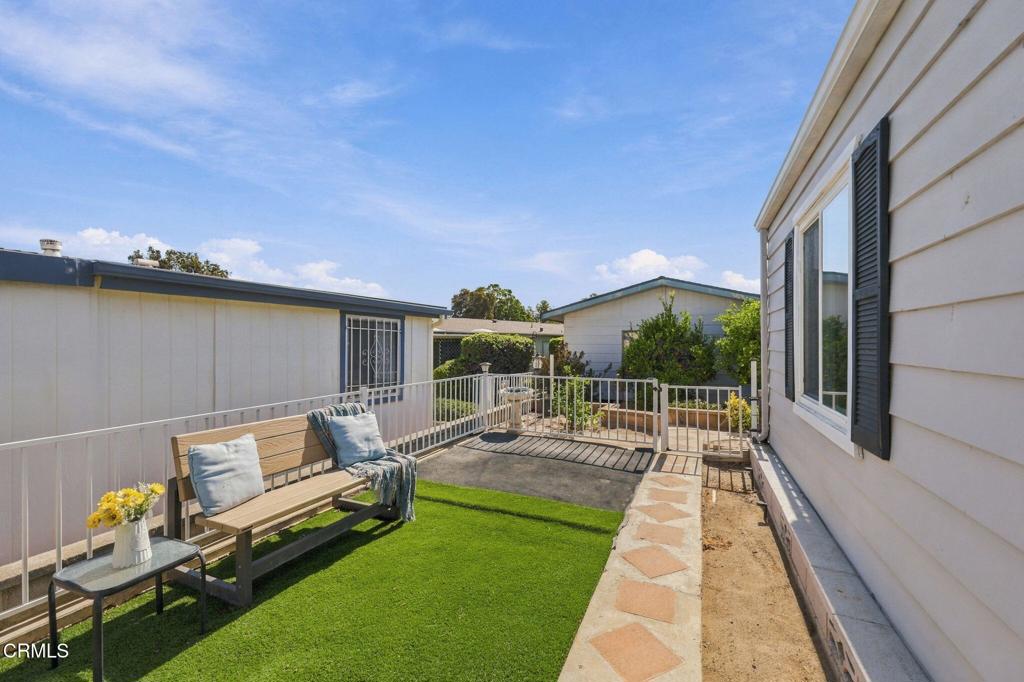 92 Poinsettia Gardens Drive Property Photo 38
