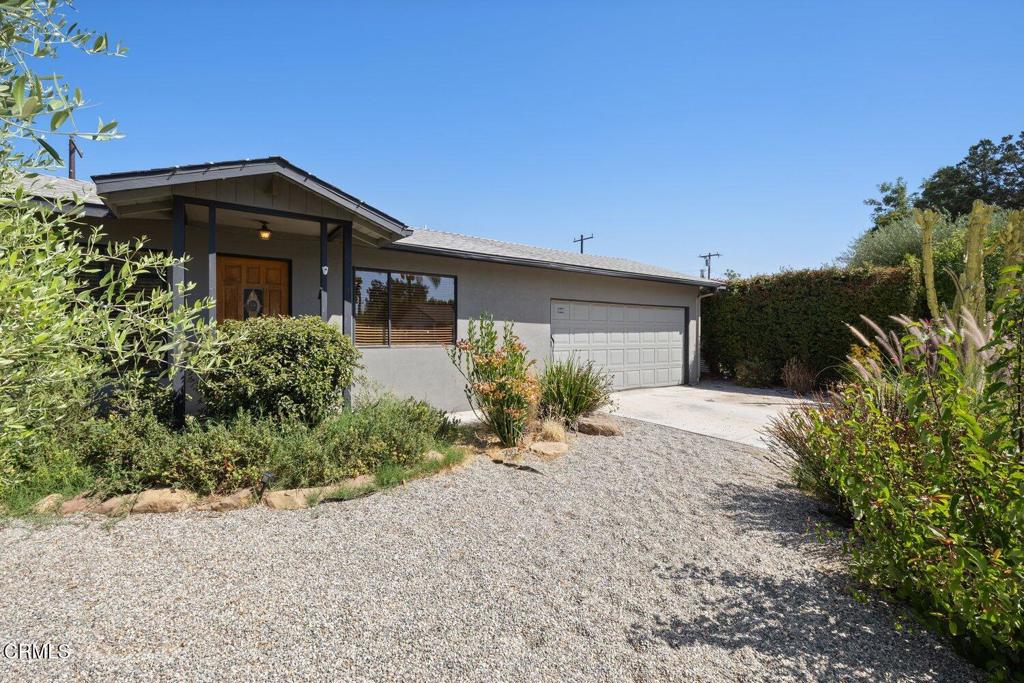 940 Devereux Drive Property Photo 2