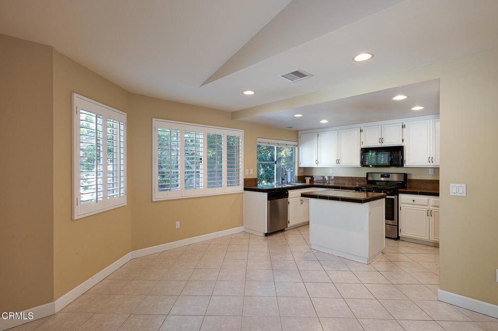 935 Goodman Avenue Property Photo 12