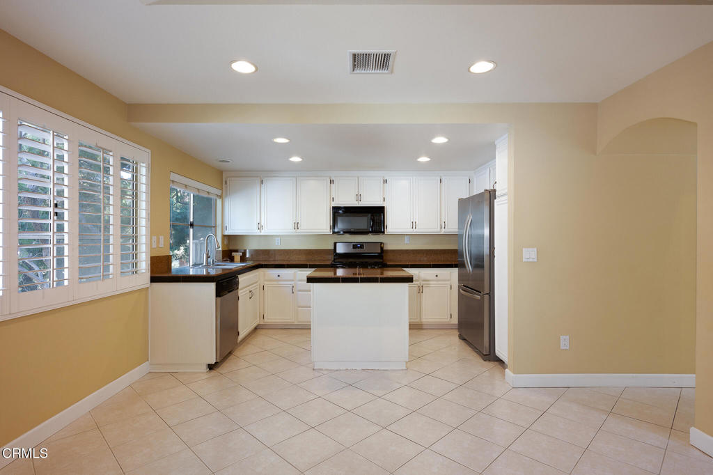 935 Goodman Avenue Property Photo 13