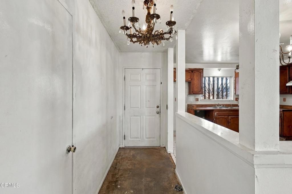 1819 La Puerta Avenue Property Photo 3