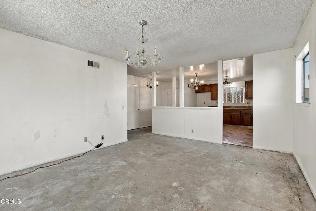 1819 La Puerta Avenue Property Photo 6
