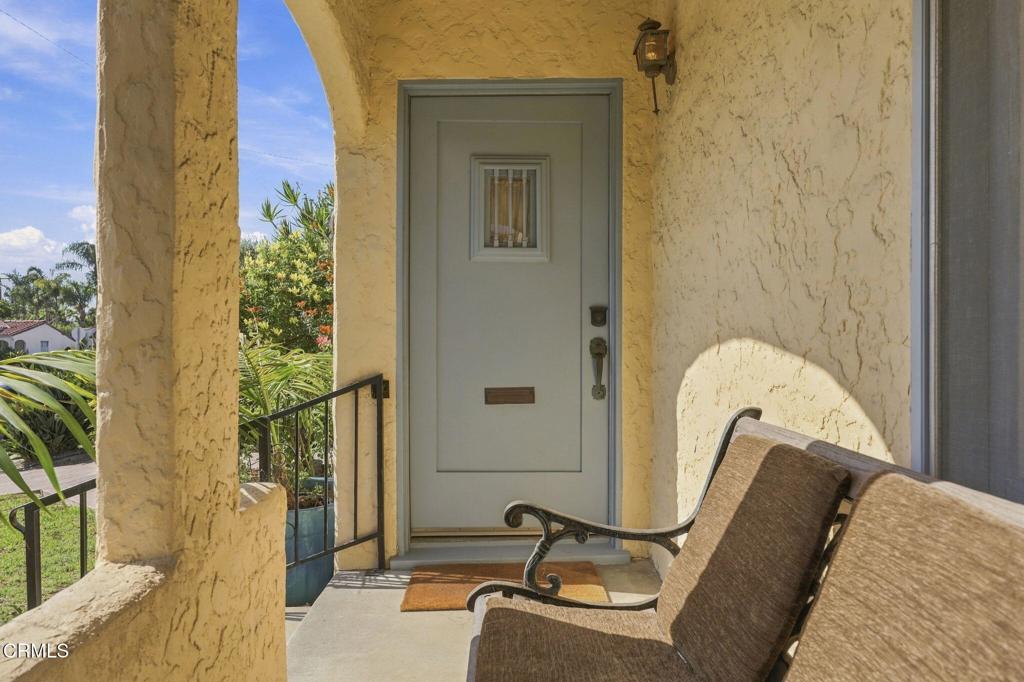 111 S Catalina Street Property Photo 4