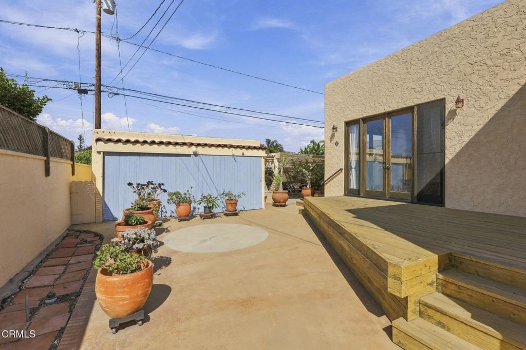 111 S Catalina Street Property Photo 34