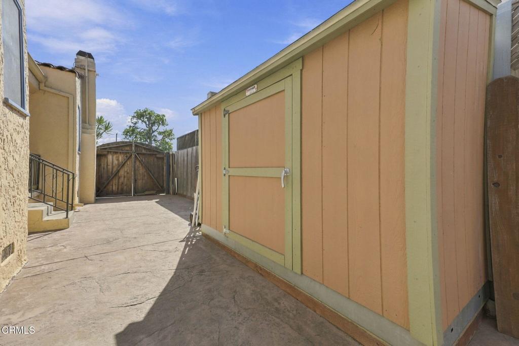 111 S Catalina Street Property Photo 38
