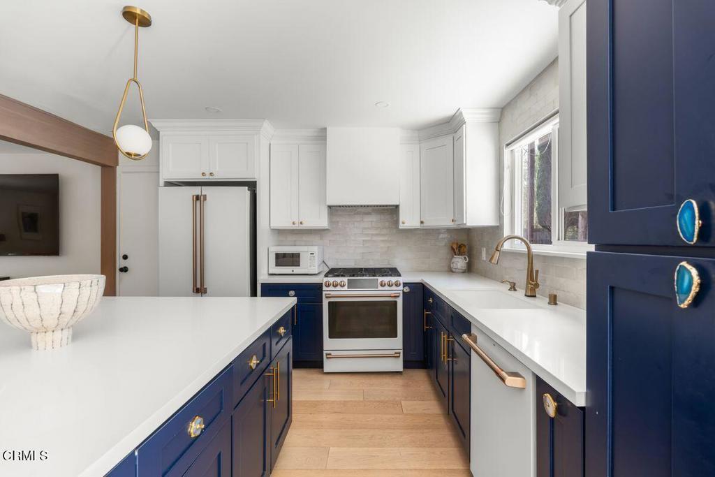 282 Teasdale Street Property Photo 11
