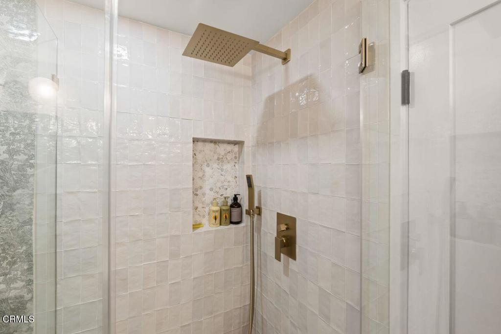282 Teasdale Street Property Photo 17