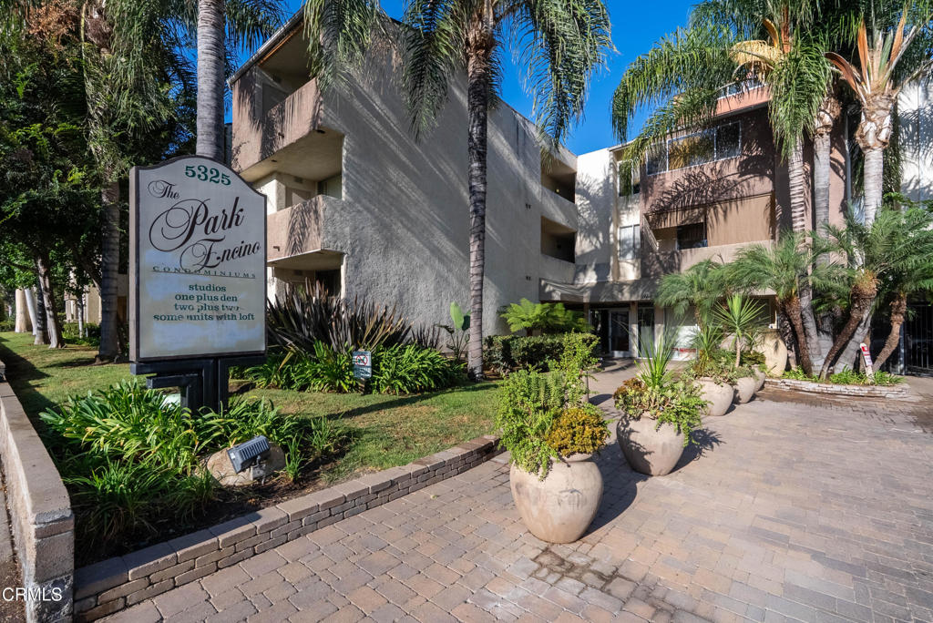 5325 Newcastle Avenue 126 Property Photo 1