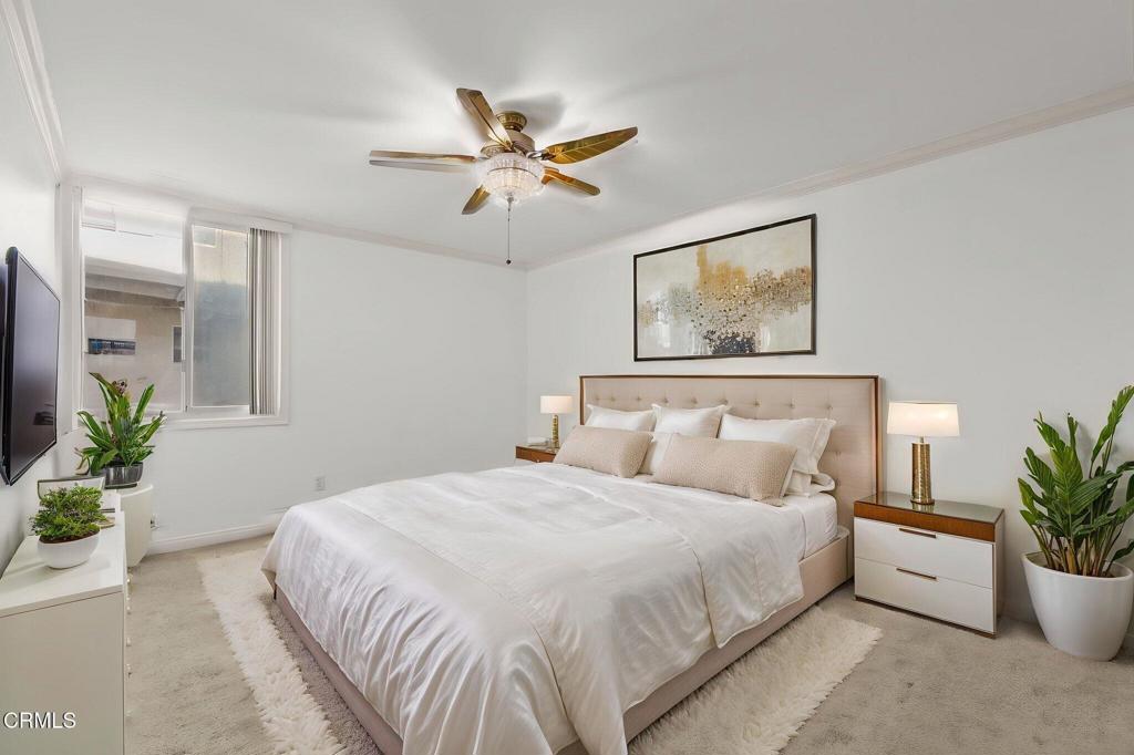 5325 Newcastle Avenue 126 Property Photo 12