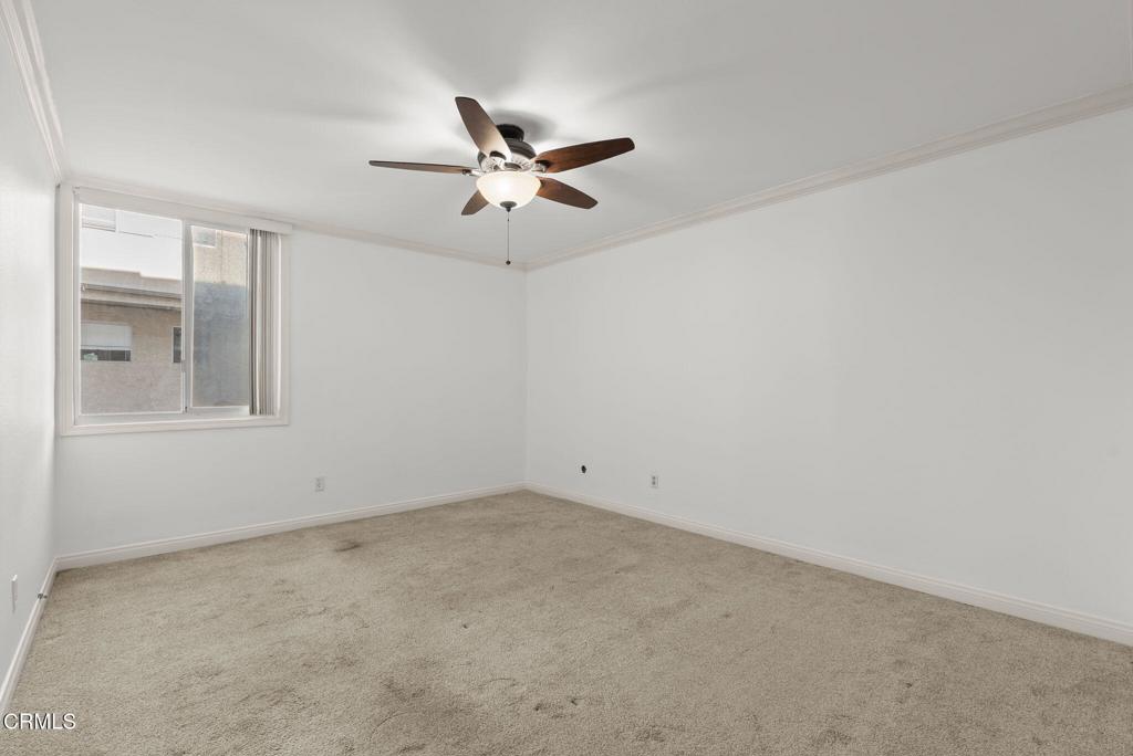 5325 Newcastle Avenue 126 Property Photo 13