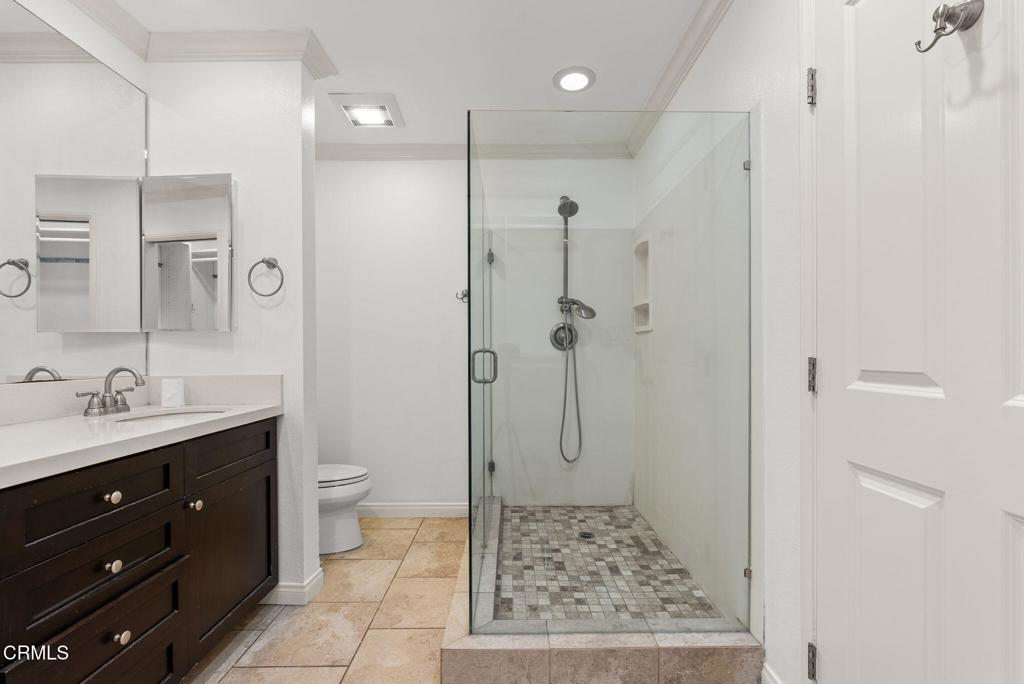 5325 Newcastle Avenue 126 Property Photo 16