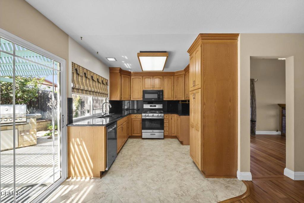 327 Otono Court Property Photo 10