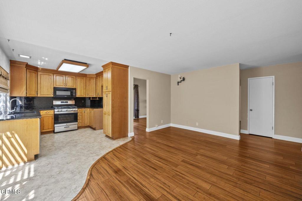 327 Otono Court Property Photo 14