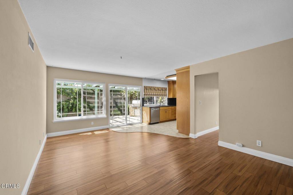 327 Otono Court Property Photo 16