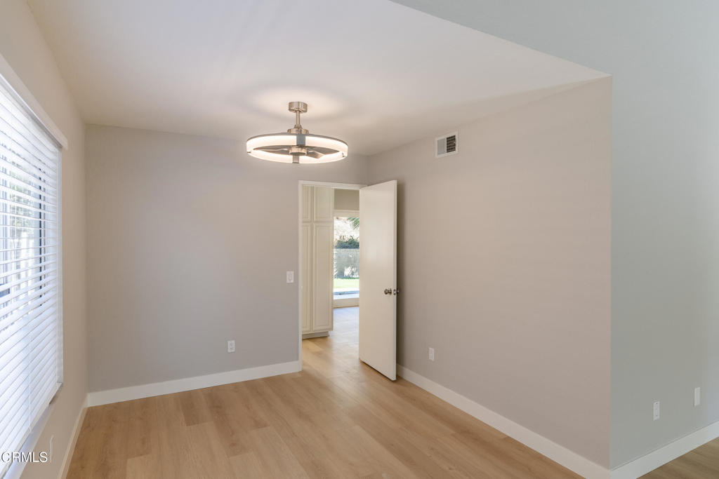 6131 Fremont Circle Property Photo 5