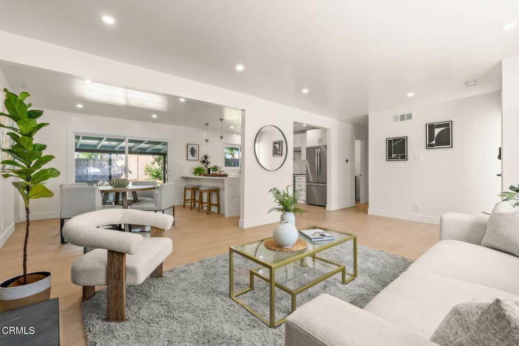 585 Wendy Property Photo 2