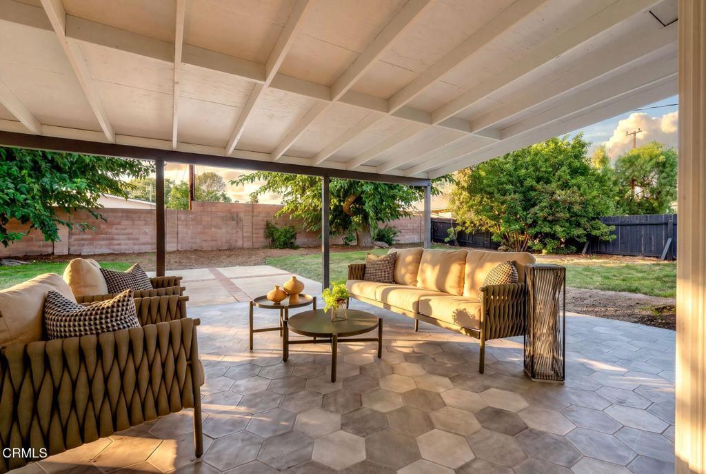 585 Wendy Property Photo 5