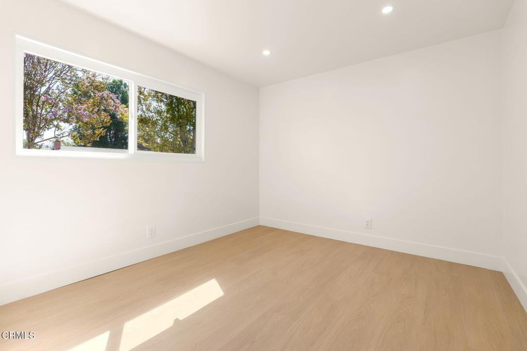 585 Wendy Property Photo 36
