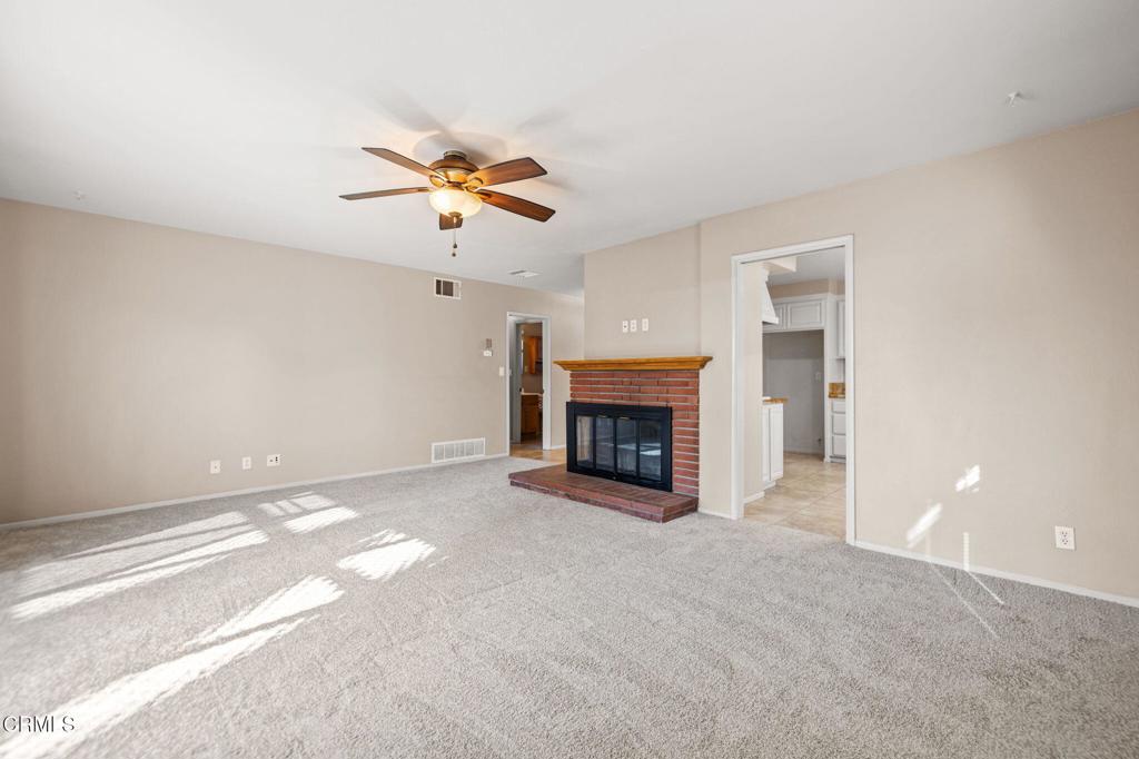 43735 Gadsden Avenue Property Photo 10