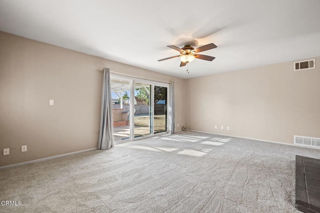 43735 Gadsden Avenue Property Photo 12