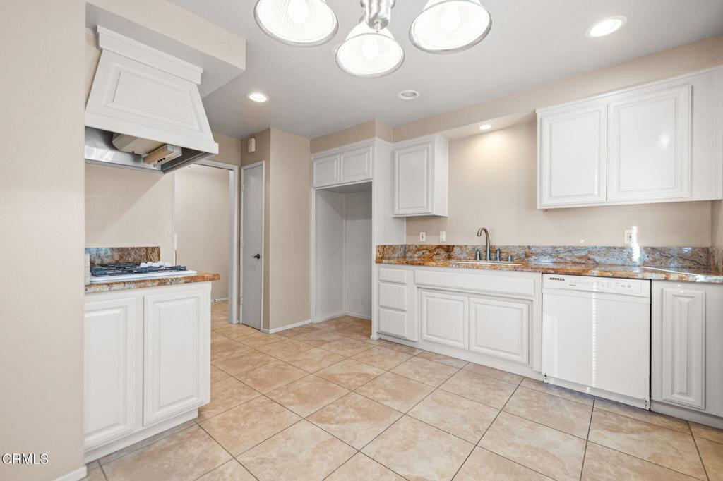 43735 Gadsden Avenue Property Photo 16