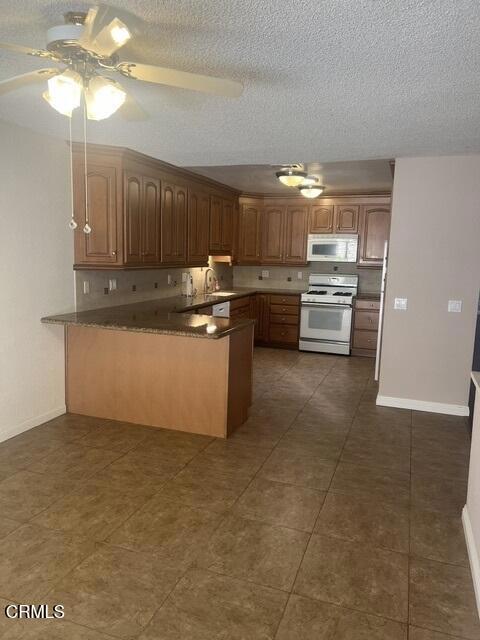 5177 Creekside Road Property Photo 7
