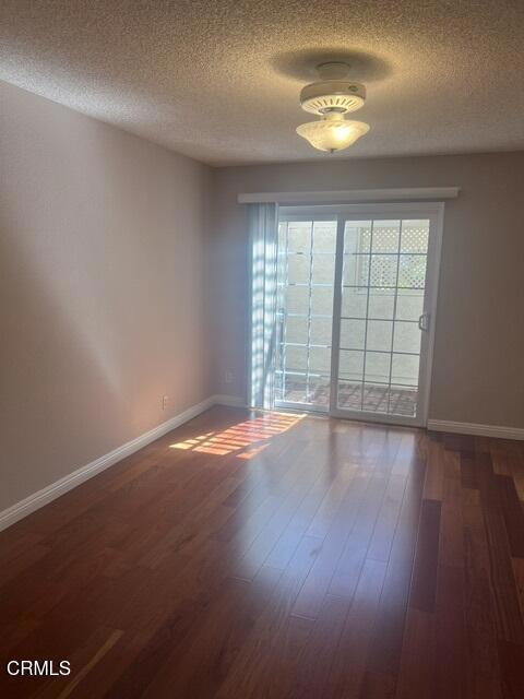 5177 Creekside Road Property Photo 19