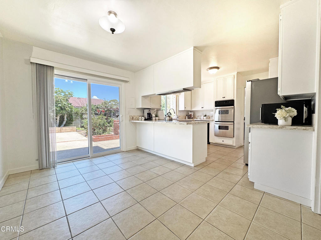 2401 El Portal Way Property Photo 12