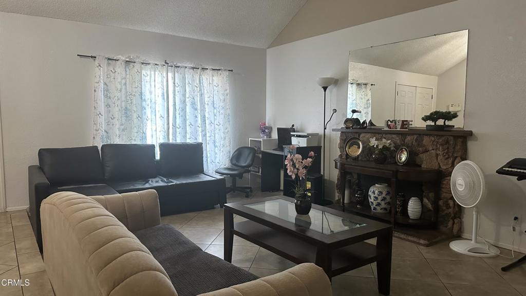 120 Clark Court Property Photo 4