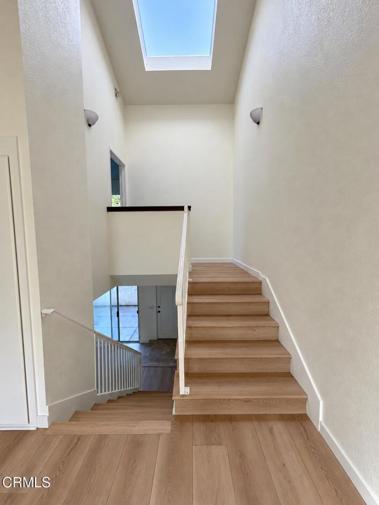 5156 Columbus Place Property Photo 5
