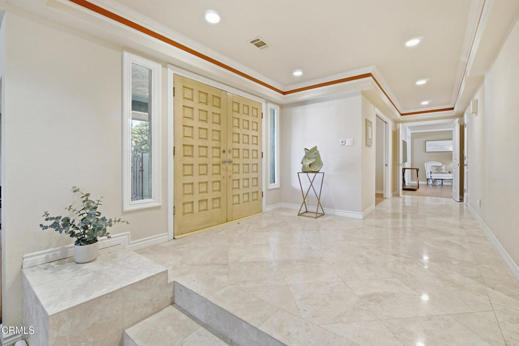 249 Valley Vista Drive Property Photo 4