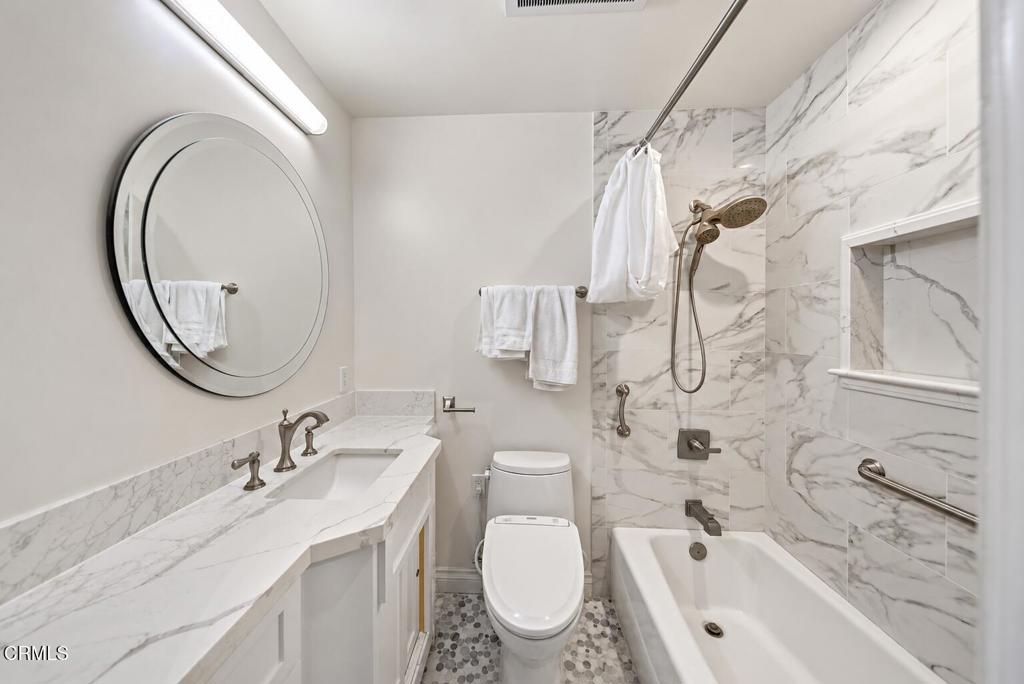 829 Sheffield Place Property Photo 13