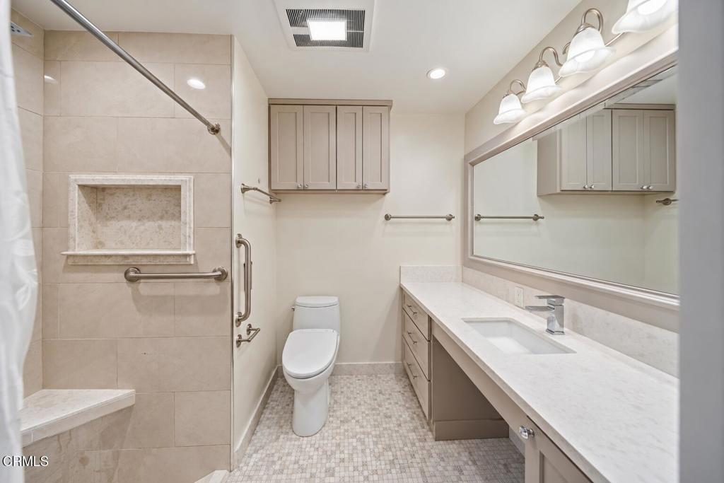 829 Sheffield Place Property Photo 24