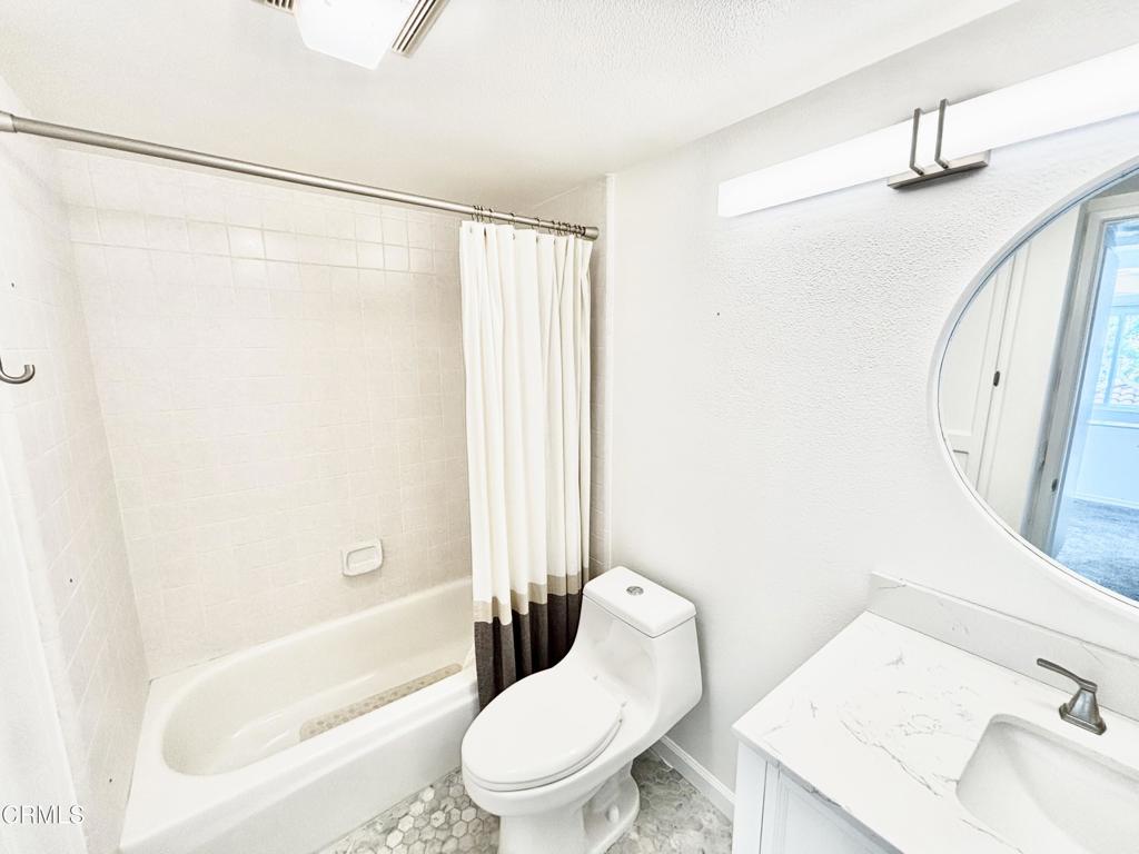 2287 Martinique Lane Property Photo 15