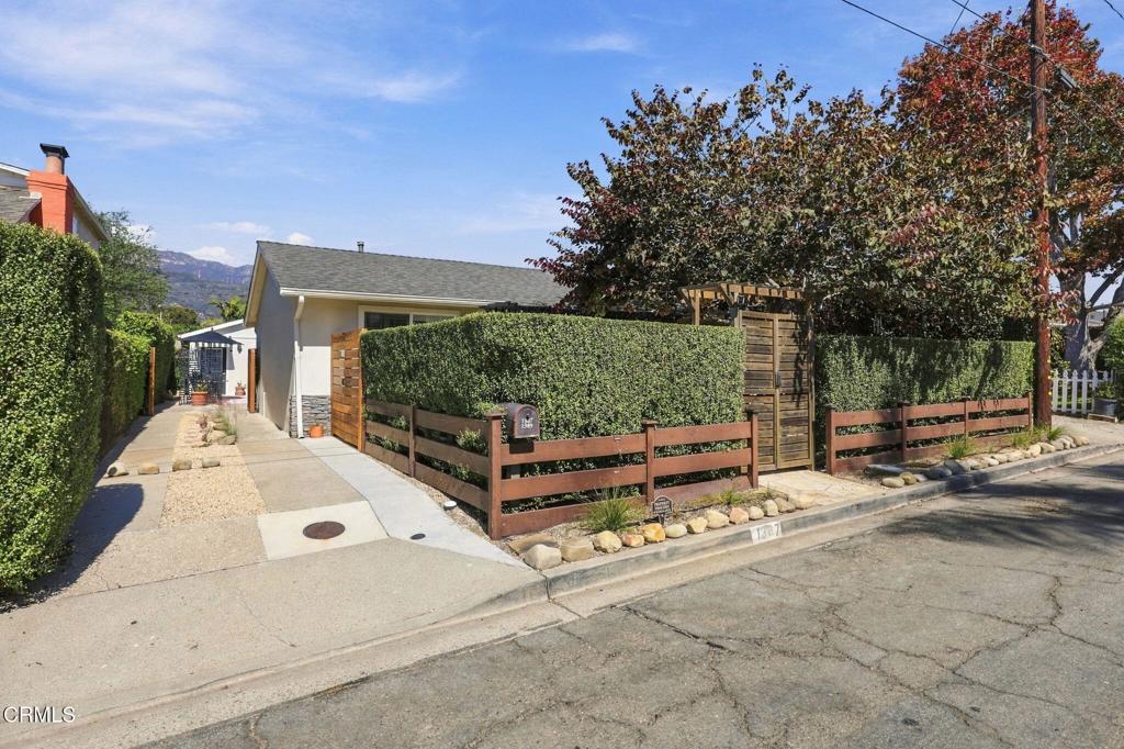 1387 Vallecito Place Property Photo 3