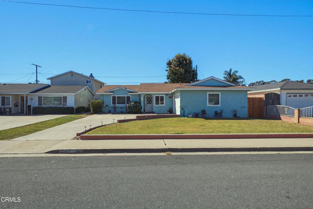 4035 Del Mar Place Property Photo 2