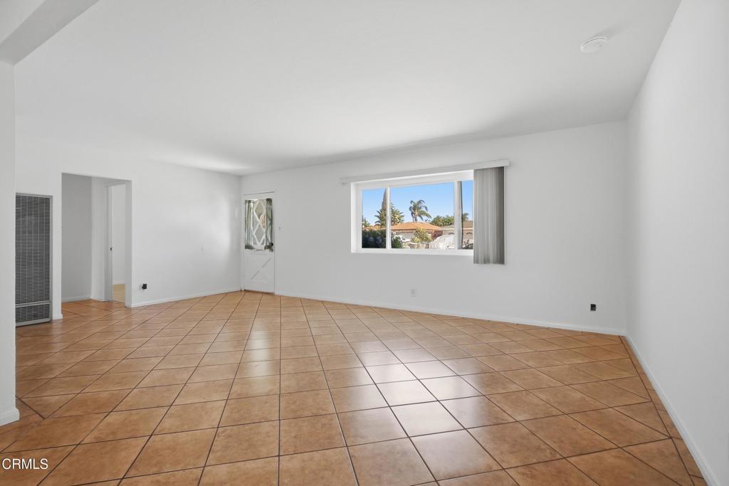 4035 Del Mar Place Property Photo 5