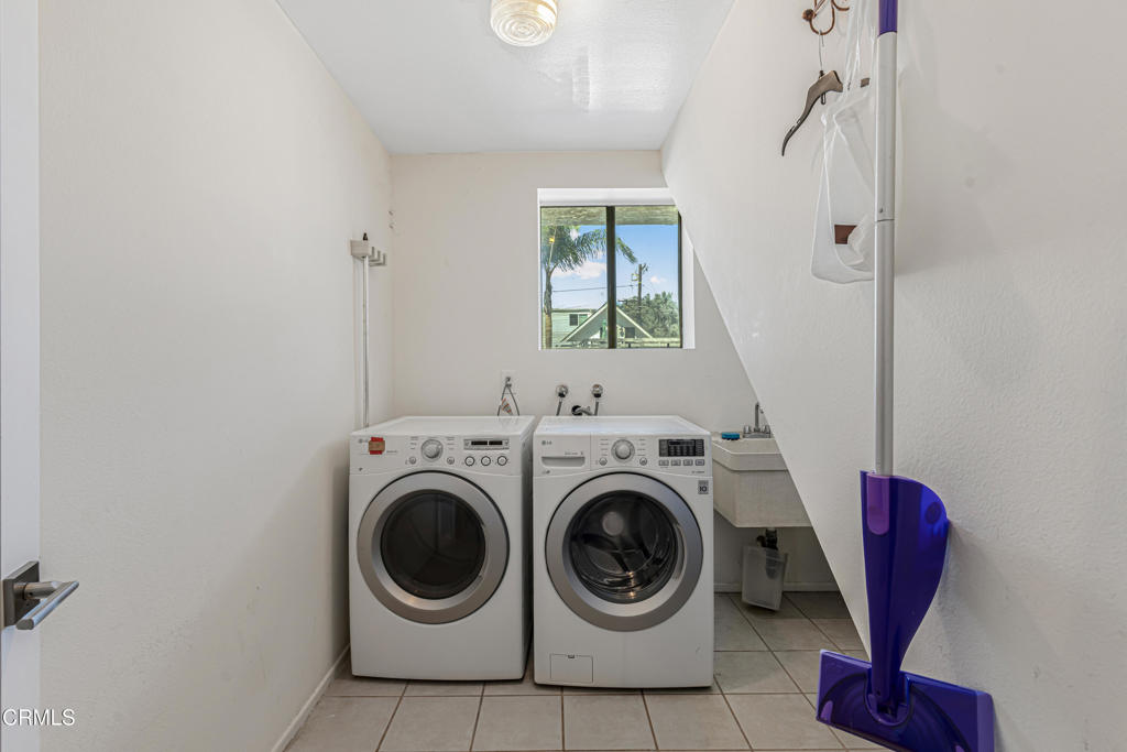 336 Hollywood Boulevard Property Photo 21