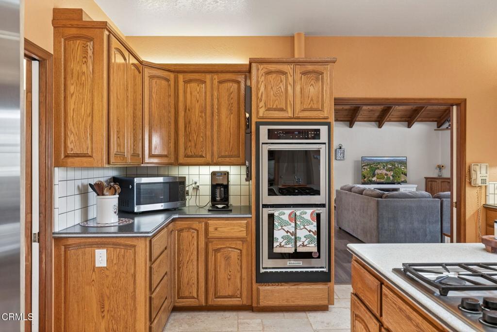 1125 Spring Street Property Photo 17