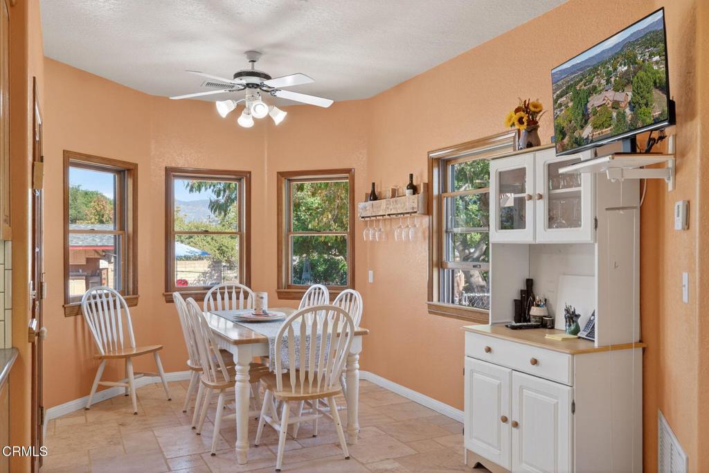 1125 Spring Street Property Photo 19