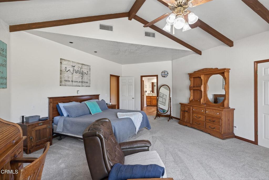 1125 Spring Street Property Photo 25
