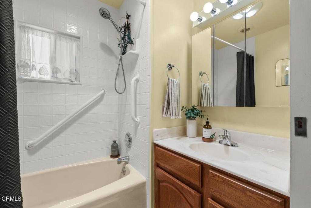 1202 Loma Drive 107 Property Photo 21