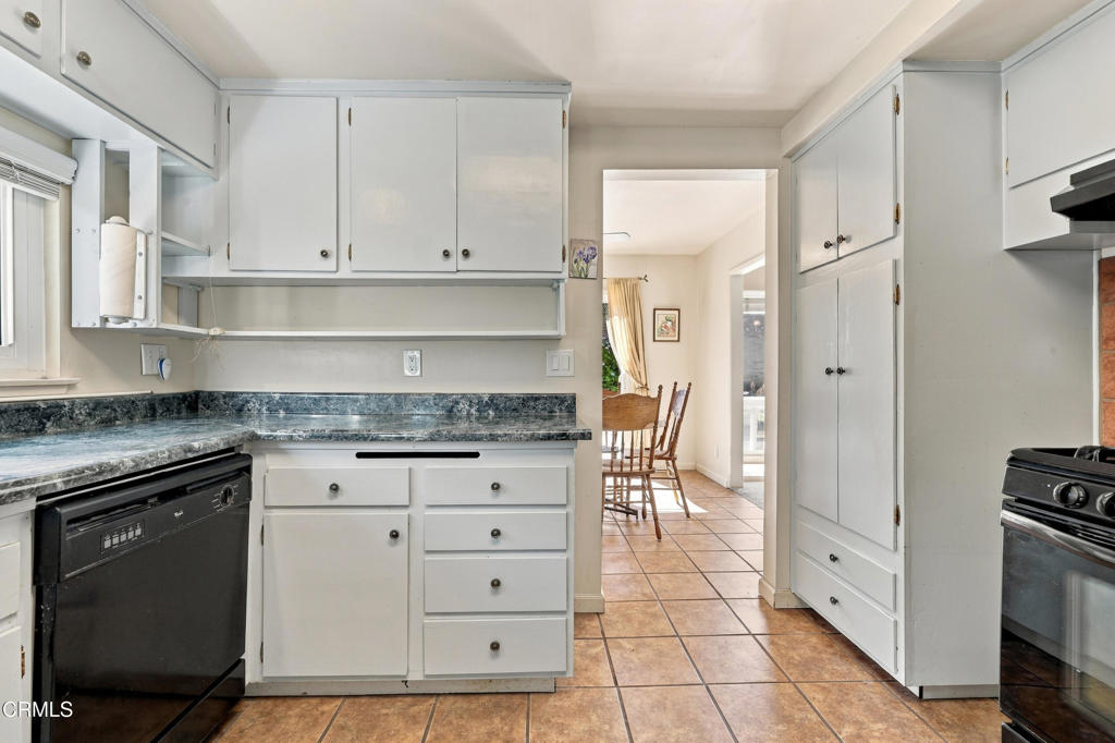 5404 Lafayette Street Property Photo 10
