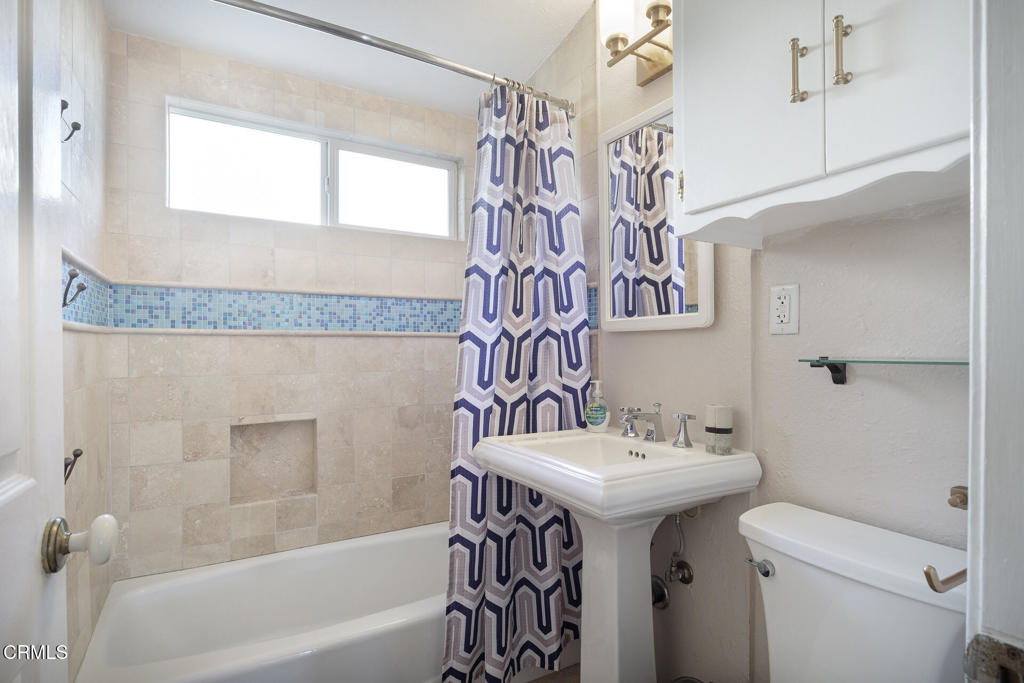 207 Rossmore Drive Property Photo 13