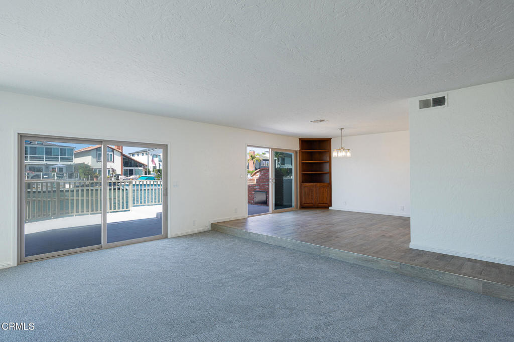 2341 Peninsula Road Property Photo 2